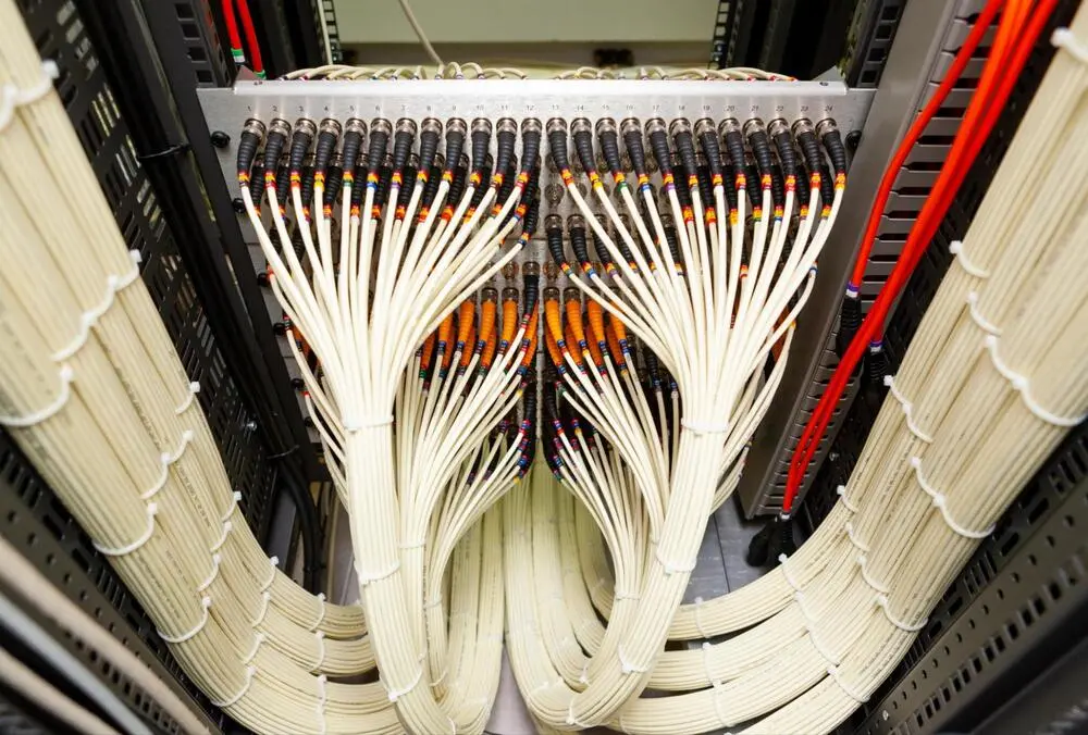 Structured Cabling vs. Traditional Cabling: Which is Better